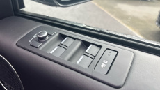 Land Rover Discovery 3.0 SD6 HSE Luxury 5dr Auto Diesel Station Wagon